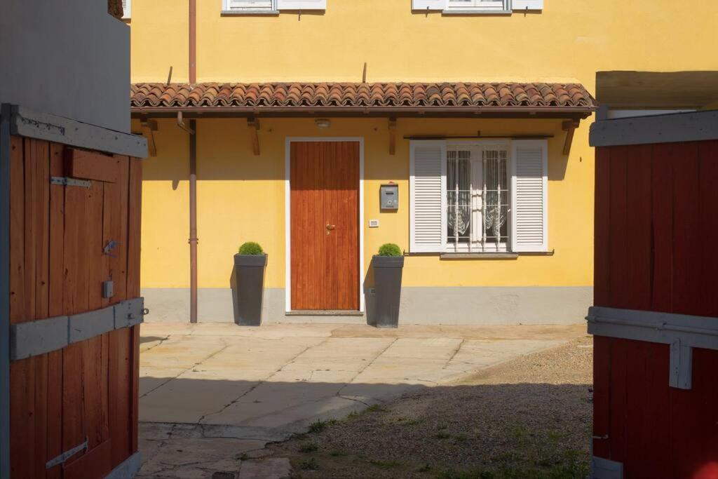 Maria'S Bed - Intero Alloggio Accogliente Dorno エクステリア 写真